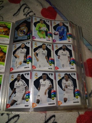 Cartas de fútbol Panini Dynasty