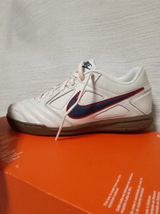 Zapatillas Nike Gato Blancas y Azules