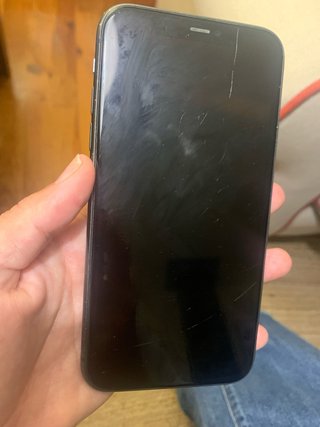 iPhone 11 128GB Buen Estado