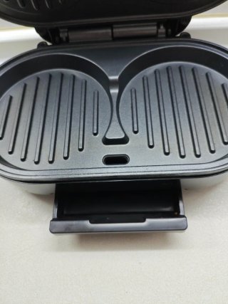 Máquina de hamburguesas Clatronic