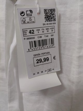 Pantalón corto blanco T.42 con cinturón