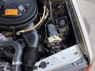 Mercedes-Benz 300 CE 1990