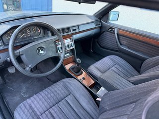 Mercedes-Benz 300 CE 1990