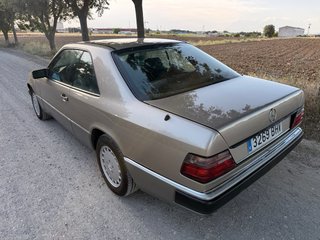 Mercedes-Benz 300 CE 1990