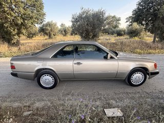Mercedes-Benz 300 CE 1990