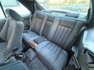 Mercedes-Benz 300 CE 1990