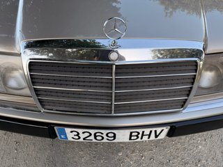 Mercedes-Benz 300 CE 1990