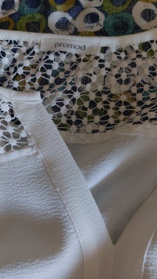 Blusa in pizzo macramé