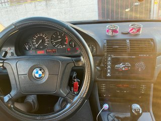 BMW e39 se cambia