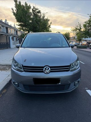 Volkswagen Touran 2011