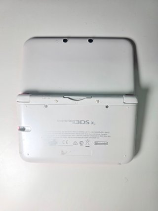 Nintendo 3DS XL Rosa + Mario Kart 7 + Accesorios