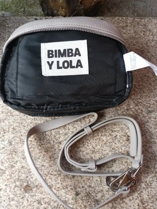 Bolso Bimba y Lola efecto piel gris