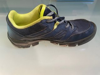 Scarpe sport trekking n. 38 Decathlon