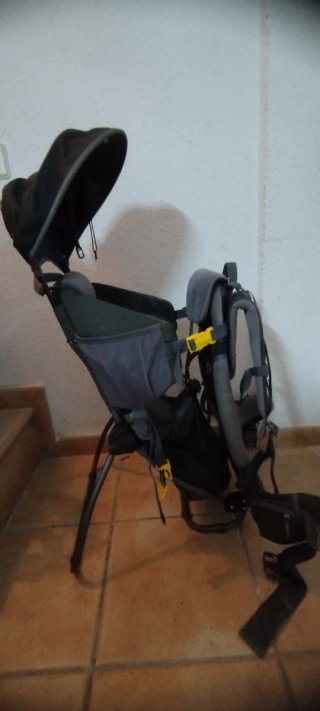 Mochila porta bebé de travesía