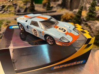 Ford GT40 Gulf Scalextric Superslot