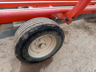 Remolque autocargador de bolas
