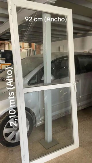 Puerta de aluminio 92x210 cm