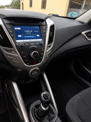 Hyundai Veloster 2012, etiqueta C