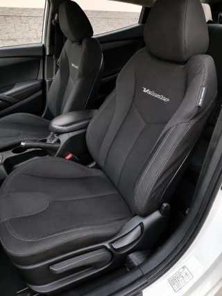 Hyundai Veloster 2012, etiqueta C