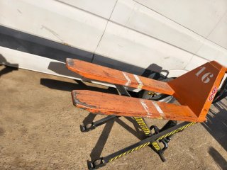 Transpaleta manual tijera elevadora