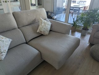Sofá gris 4 plazas extensible