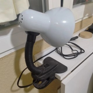 Lámpara Escritorio Pinza Flexible Negra Blanca