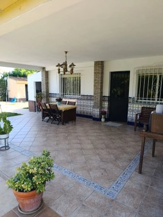 Alquiler piscina con jardín
