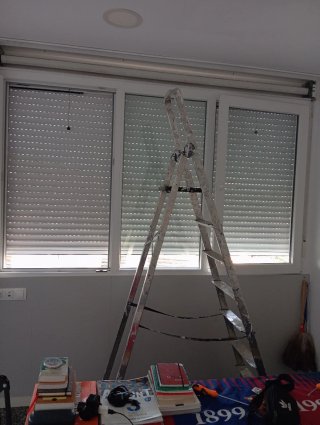 SERVICIO DE REPARACIÓN DE ALUMINIO Y PERSIANAS
