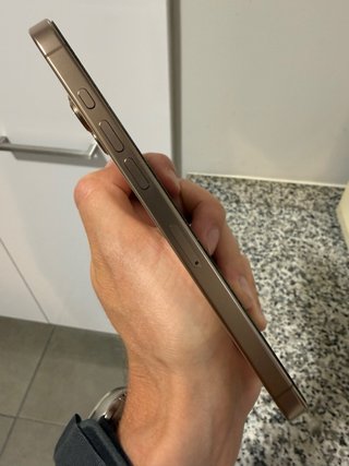 iPhone 16 Pro Max 1TB + Pitaka + OtterBox