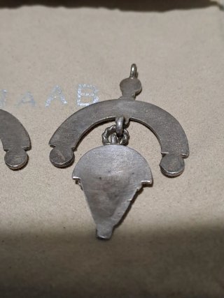 Orecchini vintage maschere tribali
