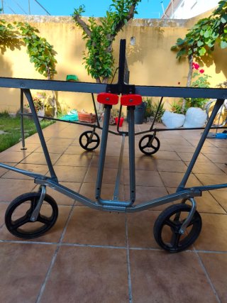 Mesa de ping pong azul