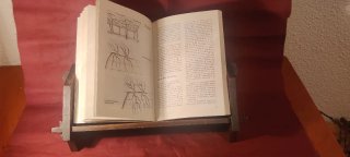 Atril de madera vintage para libros