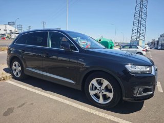 Audi Q7 E-tron