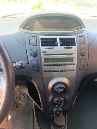 Toyota Yaris 2009