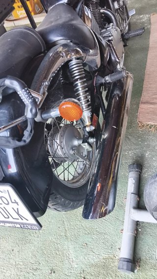 Suzuki Cruiser Negra Manual