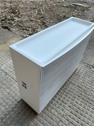 Scarpiera effetto legno bianco e grigio