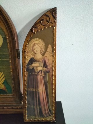 Tríptico religioso madeira entalhada