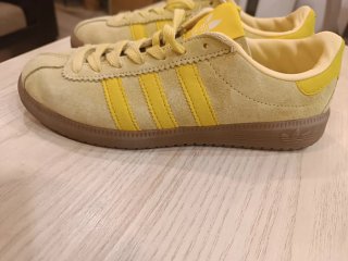 Zapatillas Adidas amarillo