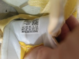 Zapatillas Adidas amarillo