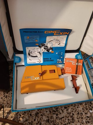 Proyector de cine Cinexin Disney 8mm.