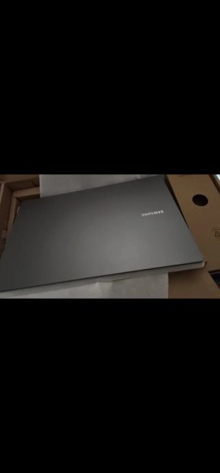 Portátil Samsung Galaxy Book4 Gris/Plata