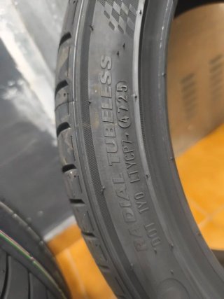 Neumaticos 215/40/R17 kumho NUEVOS x2
