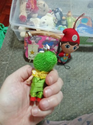 Lote 3: Monedero, Peluche Doc McStuffins