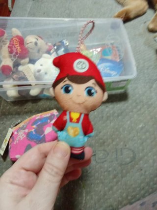 Lote 3: Monedero, Peluche Doc McStuffins