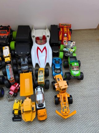 Lote de coches de juguete para niños.