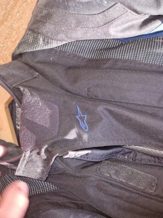 Chaqueta de moto alpinestars y pantalon regalo