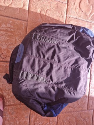Chaqueta de moto alpinestars y pantalon regalo