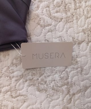 Sujetador deportivo de la marca Musera (Shein)
