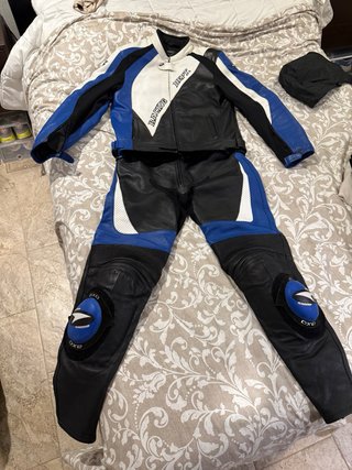 Mono de piel para moto AXO Racing