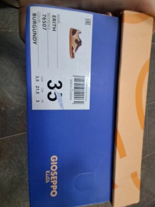 Zapatilla niña Gioseppo beige y morado